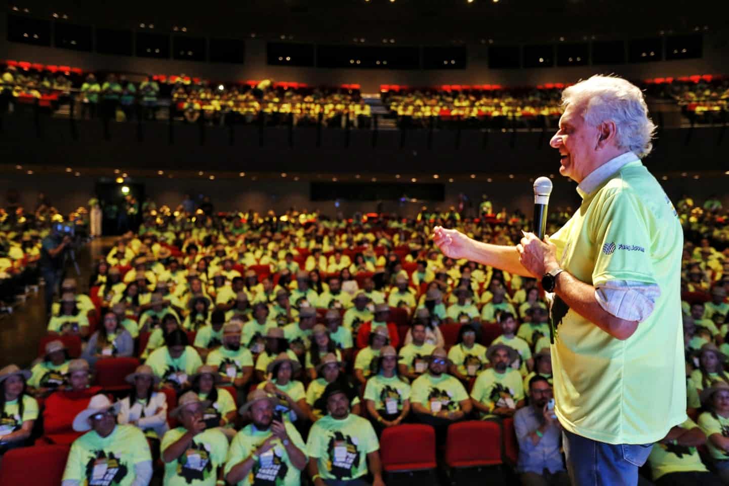 Caiado ressalta protagonismo da juventude no agro durante encontro de lideranças da Faeg