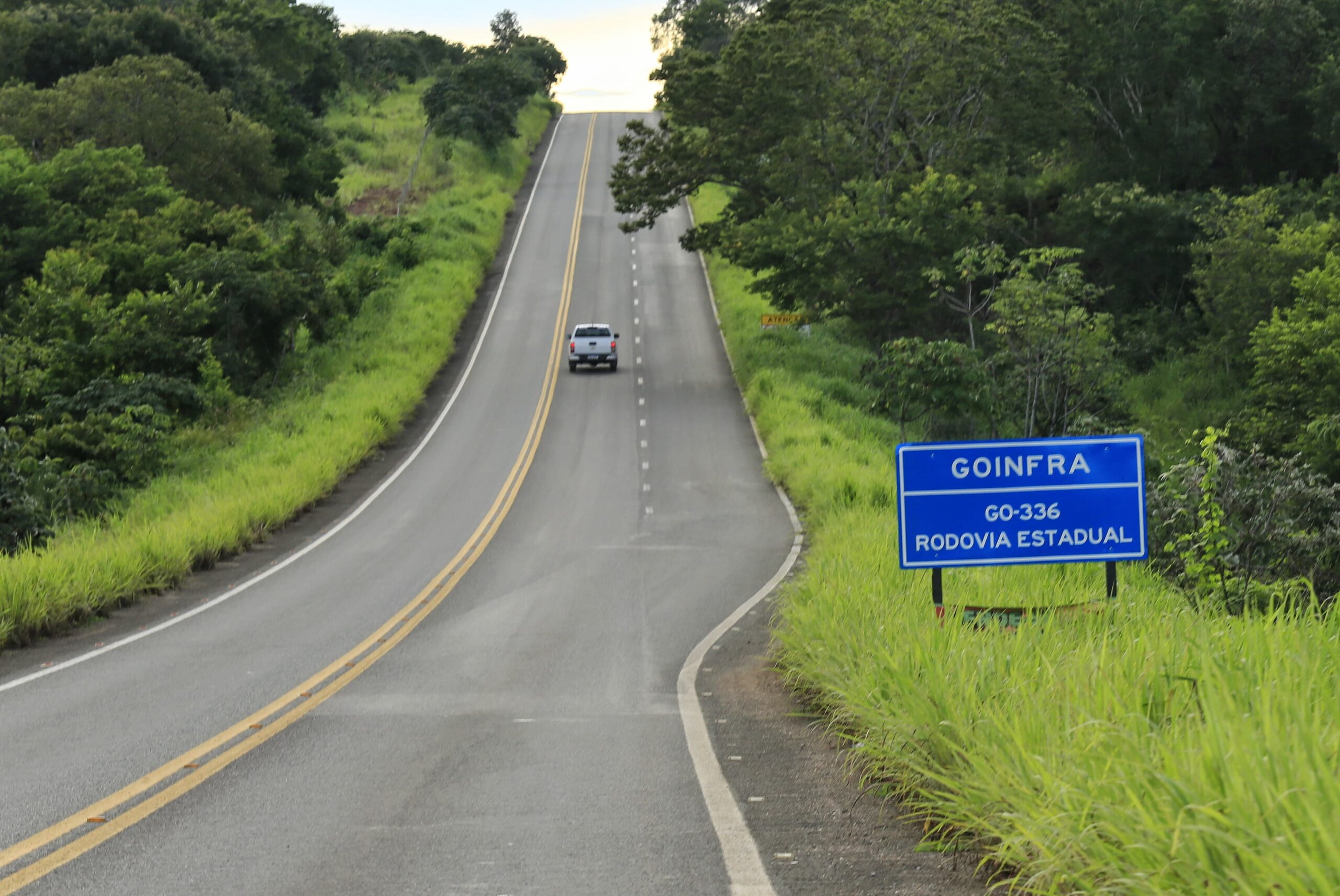 Governo de Goiás entrega 66,3 quilômetros de asfalto na GO-336 em Crixás